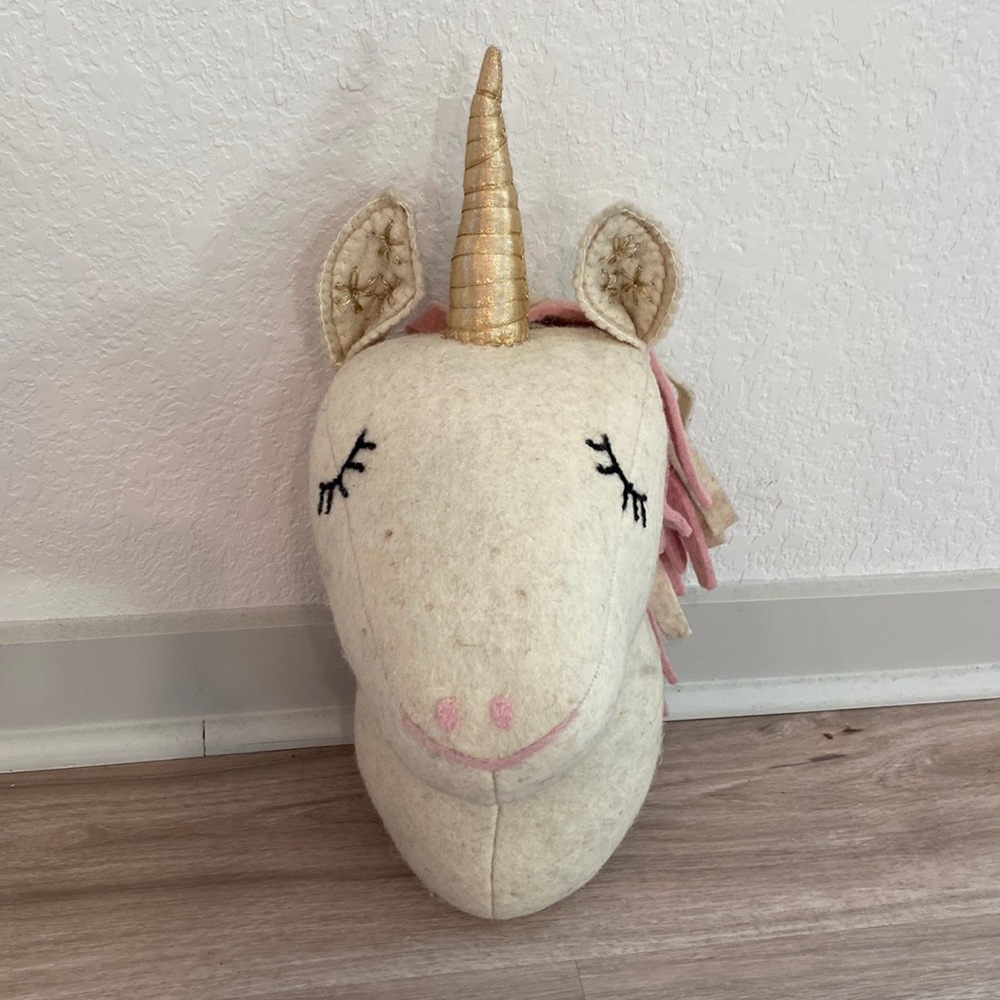 Stuffed unicorn head wall mount